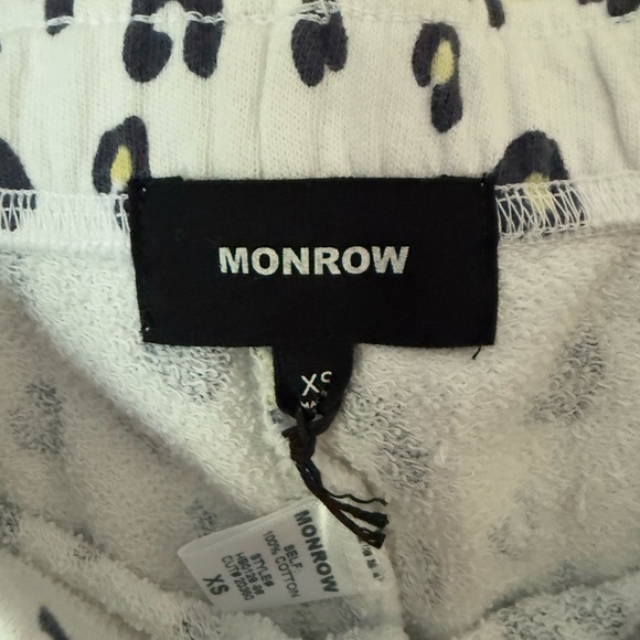 MONROW Heart Leopard Elastic Waist Sweats - Picture 3 of 4